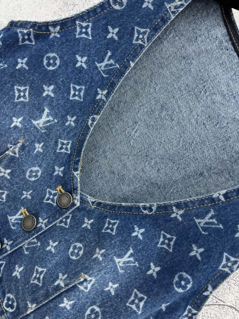 Louis Vuitton Vest Comfortable 130387