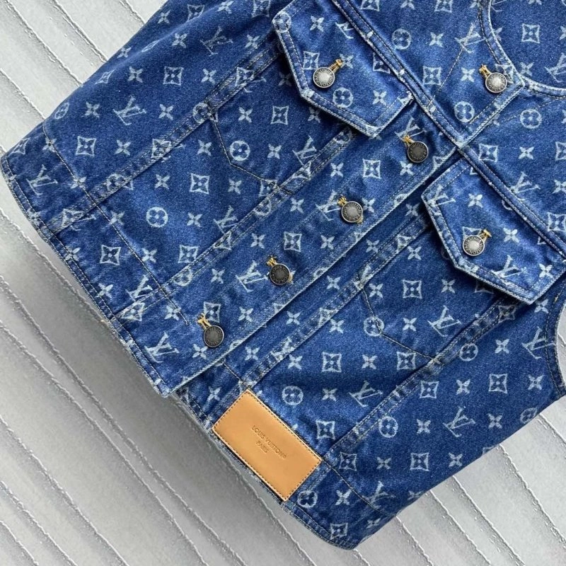 Louis Vuitton Vest GoAnywhere 130381
