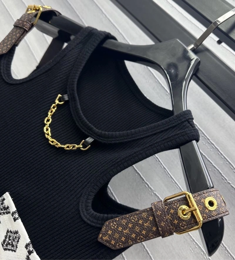 Louis Vuitton Vest Sleek 130385