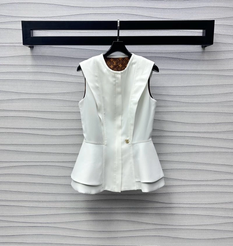 Louis Vuitton Vest WaterResistant 130370
