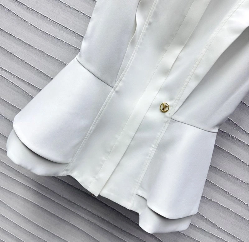 Louis Vuitton Vest WaterResistant 130370