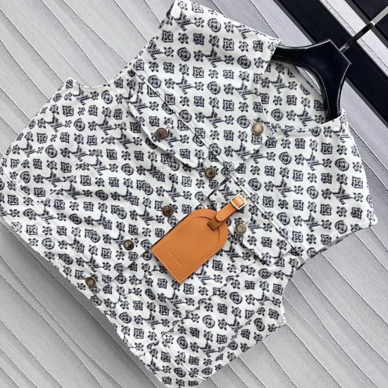 Neat Louis Vuitton Vest 130352