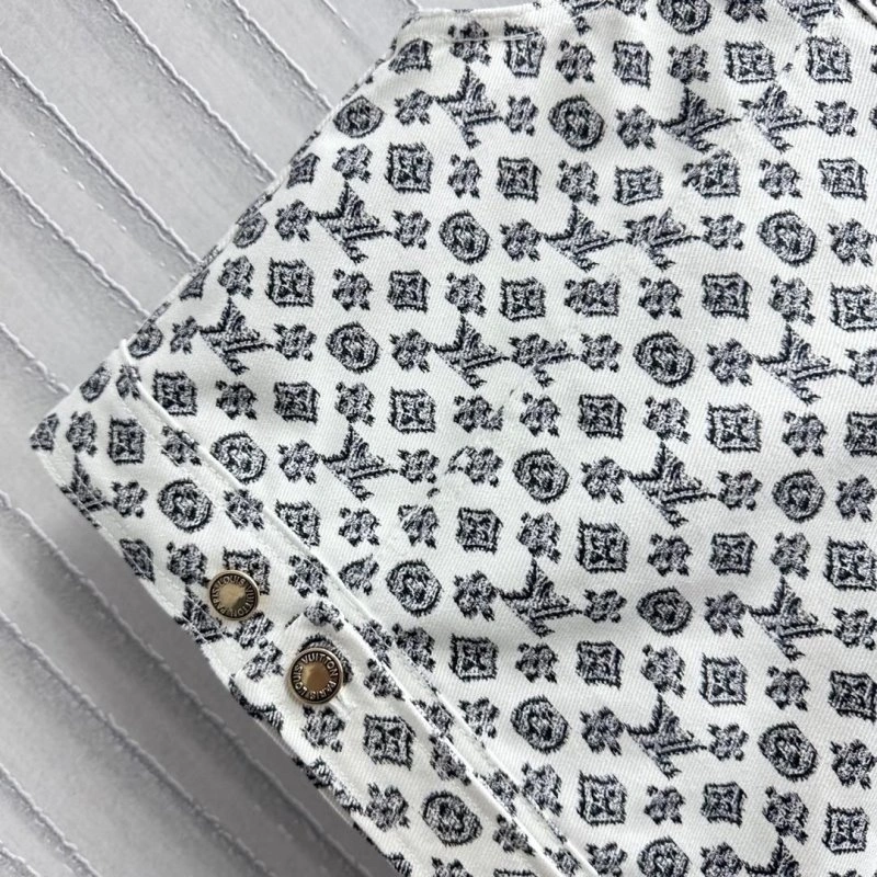 Neat Louis Vuitton Vest 130352