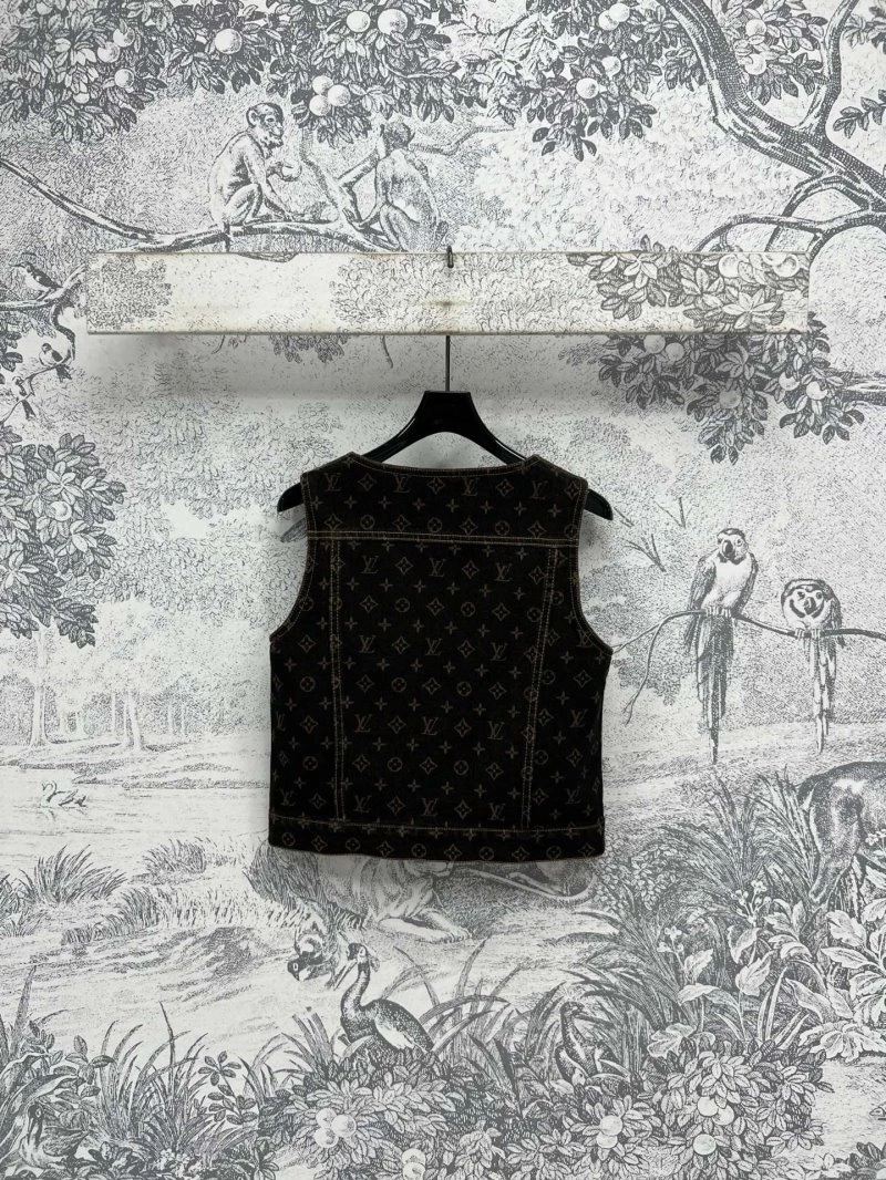 Upgraded Louis Vuitton Vest 130361
