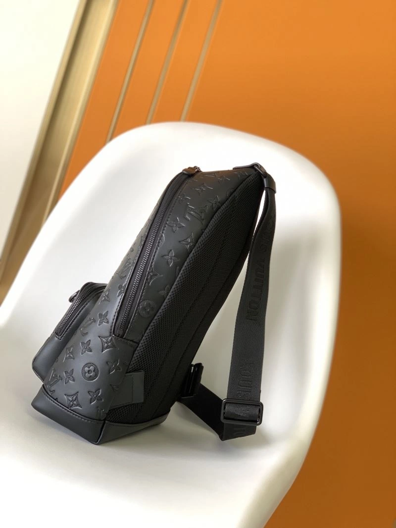OnTrend Louis Vuitton Waist Chest Packs 94120