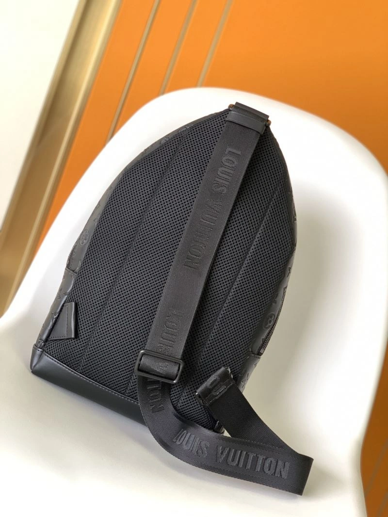 OnTrend Louis Vuitton Waist Chest Packs 94120