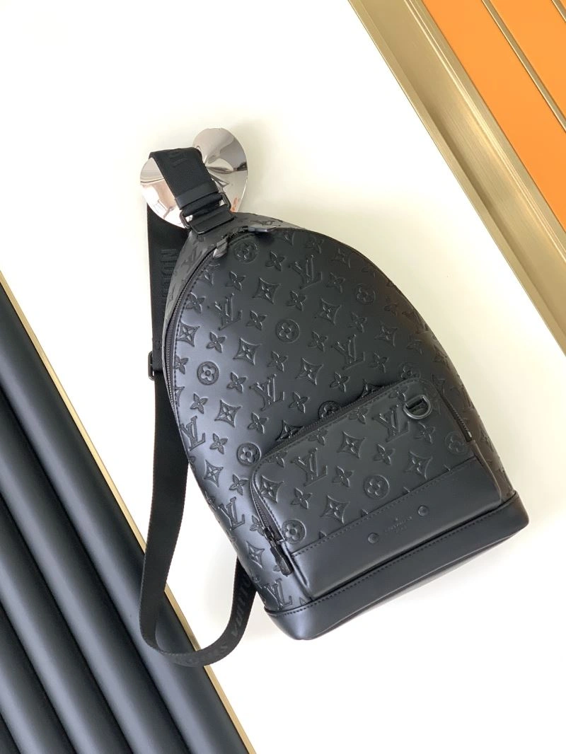 OnTrend Louis Vuitton Waist Chest Packs 94120