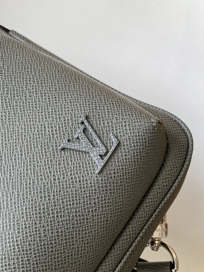 Louis Vuitton Waist Chest Packs Versatile 94112