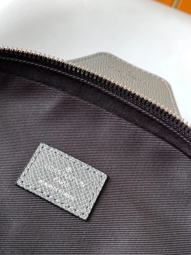 Louis Vuitton Waist Chest Packs Versatile 94112