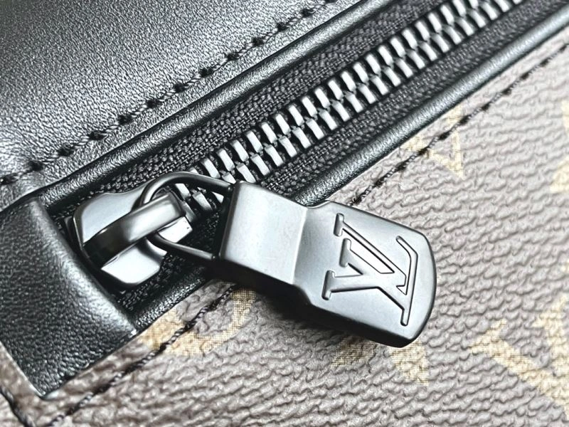 Louis Vuitton Waist Chest Packs Sporty 94107
