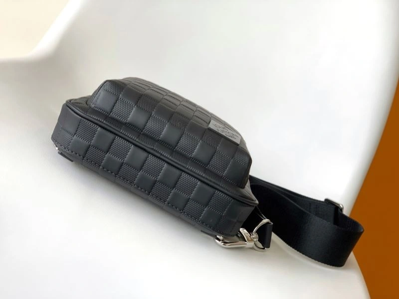 Louis Vuitton Waist Chest Packs Unisex 94095