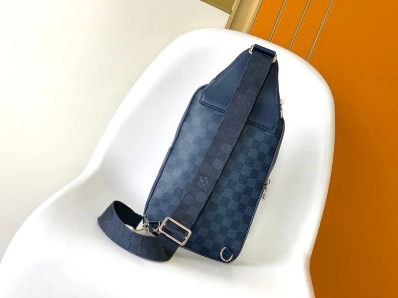 Stretchable Louis Vuitton Waist Chest Packs 94090