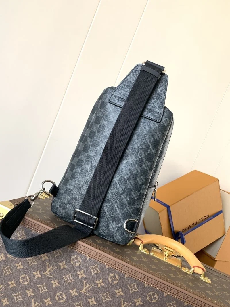 Cozy Louis Vuitton Waist Chest Packs 43211