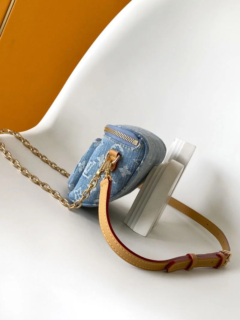 Attractive Louis Vuitton Waist Chest Packs 43201