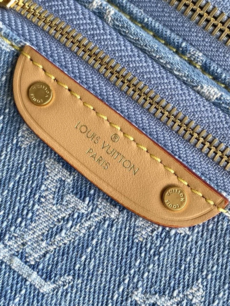Attractive Louis Vuitton Waist Chest Packs 43201