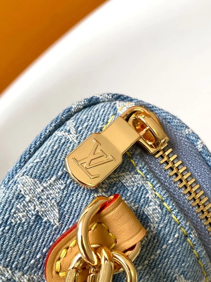 Attractive Louis Vuitton Waist Chest Packs 43201