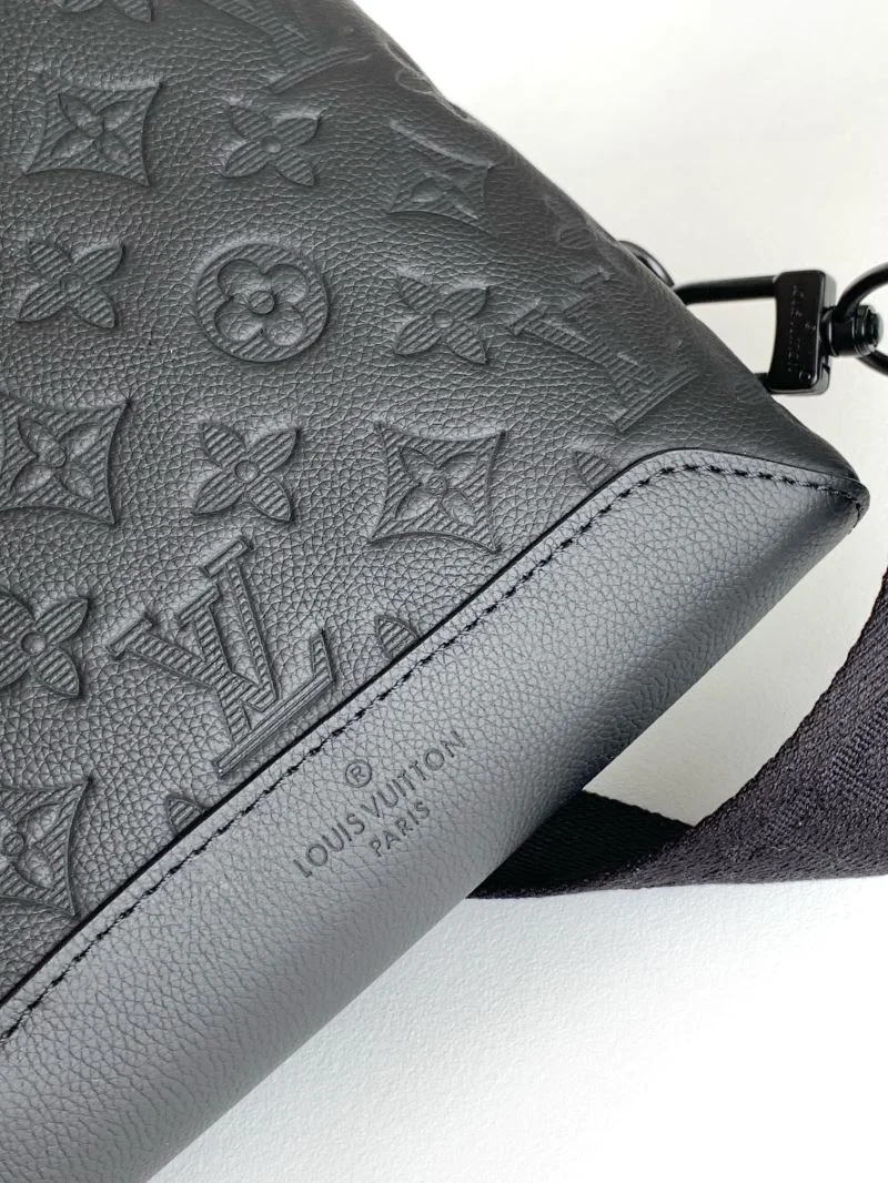 Durable Louis Vuitton Waist Chest Packs 42127