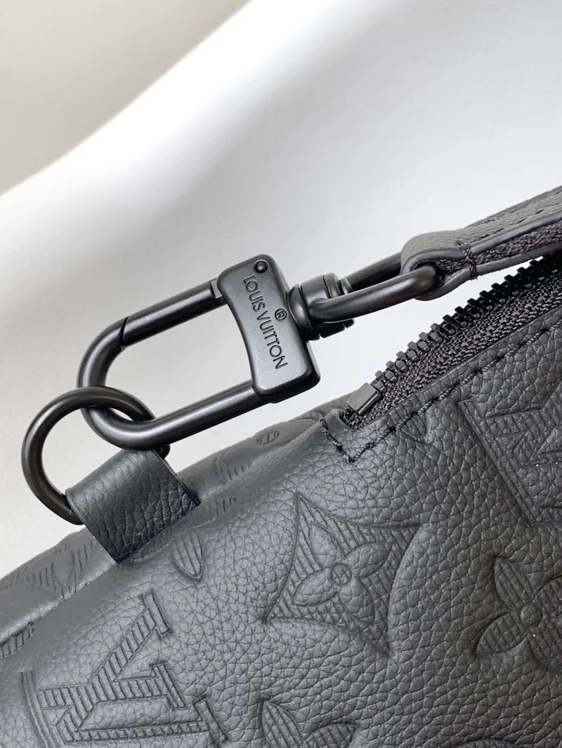 Durable Louis Vuitton Waist Chest Packs 42127