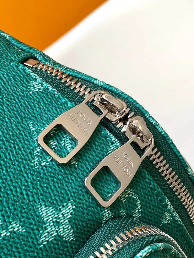 Unisex Louis Vuitton Waist Chest Packs 42157