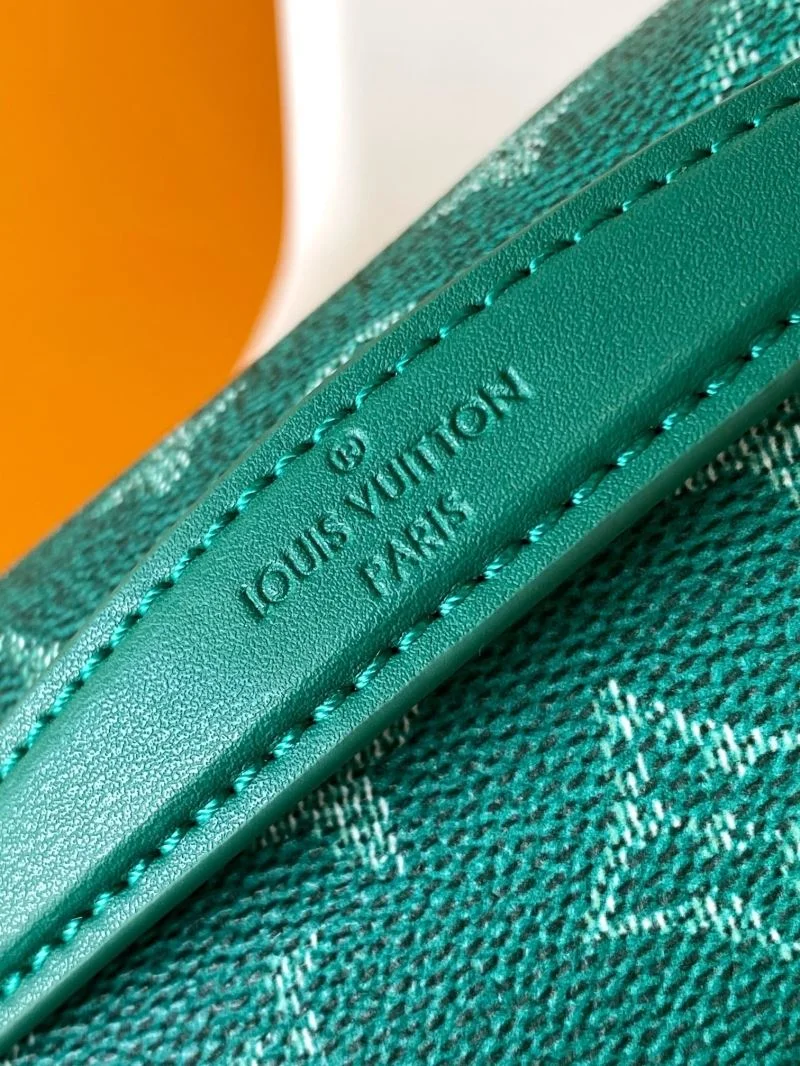 Unisex Louis Vuitton Waist Chest Packs 42157