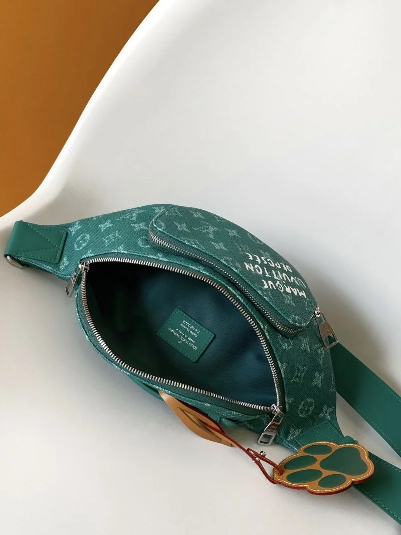 Unisex Louis Vuitton Waist Chest Packs 42157