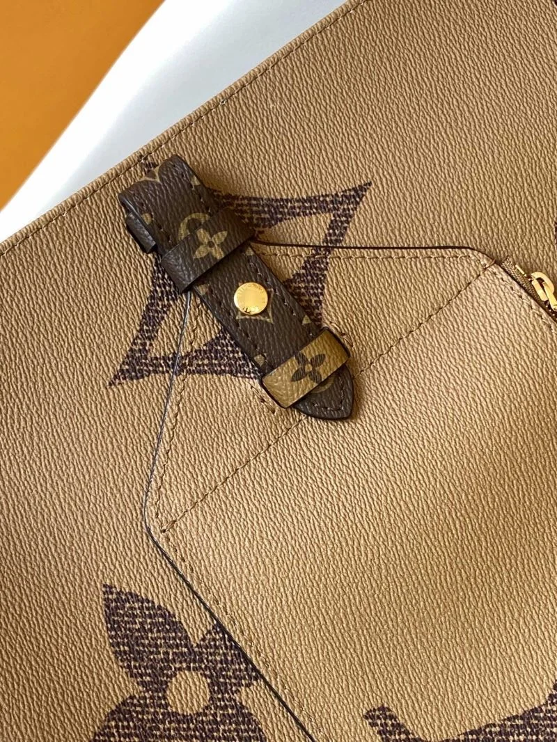 Louis Vuitton Waist Chest Packs WeatherProof 42101
