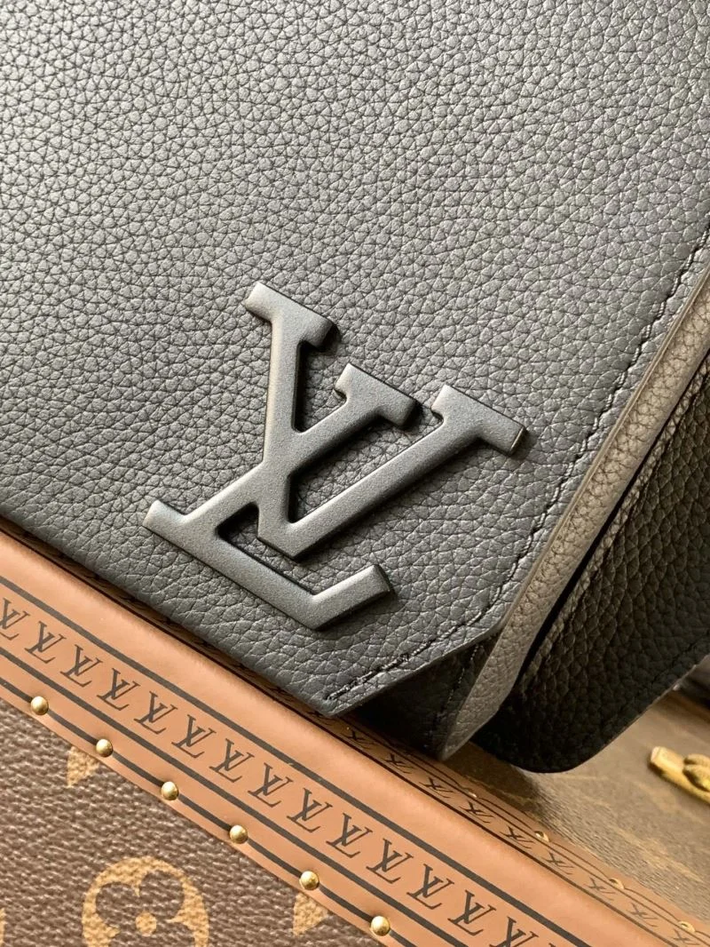 Thermal Louis Vuitton Waist Chest Packs 42100