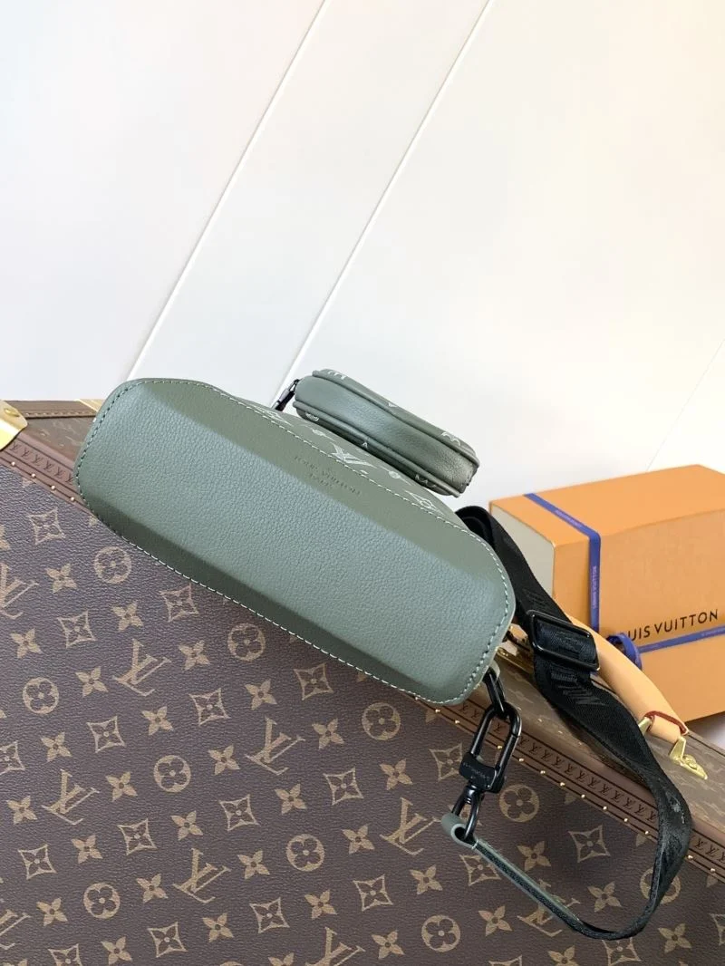 Louis Vuitton Waist Chest Packs Lightweight 42137
