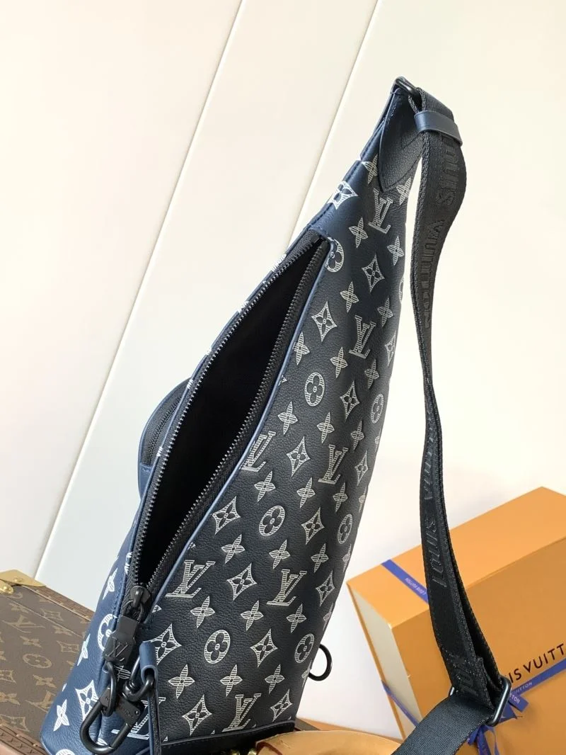Versatile Louis Vuitton Waist Chest Packs 42132