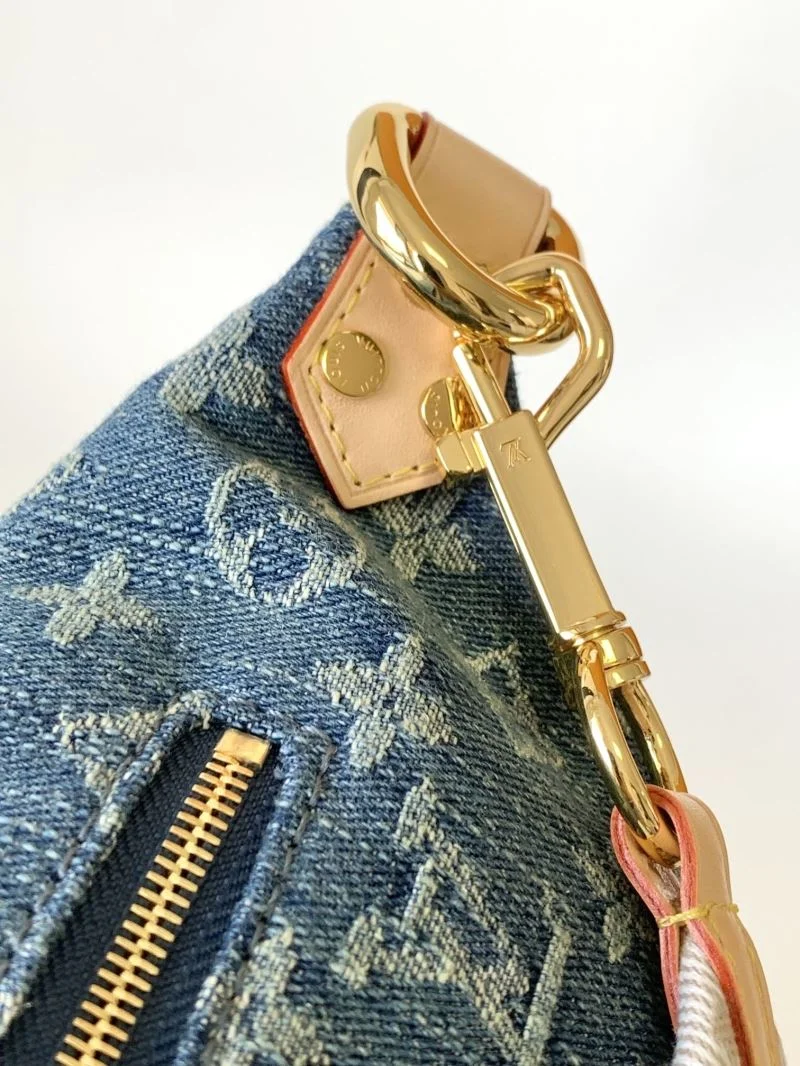 Modern Louis Vuitton Waist Chest Packs 42083