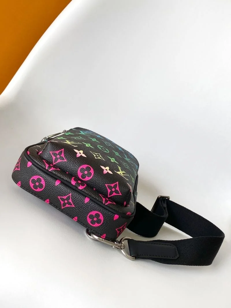 Stretchable Louis Vuitton Waist Chest Packs 42086