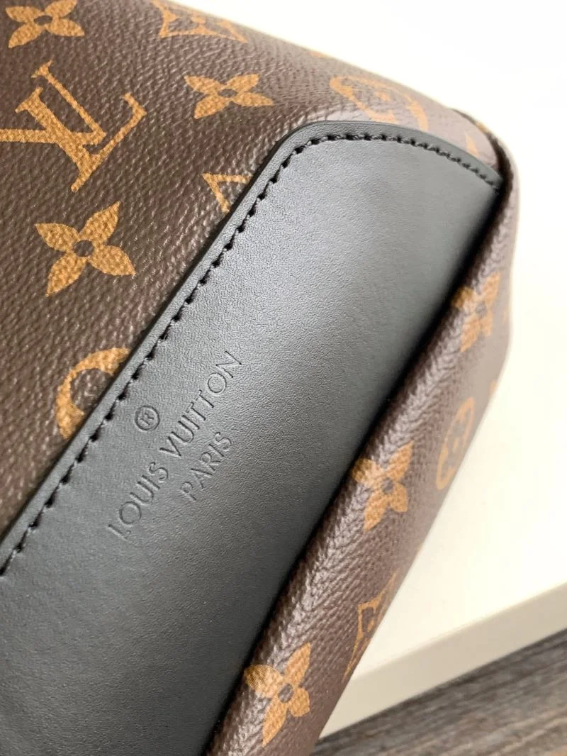 Louis Vuitton Waist Chest Packs UrbanChic 41814