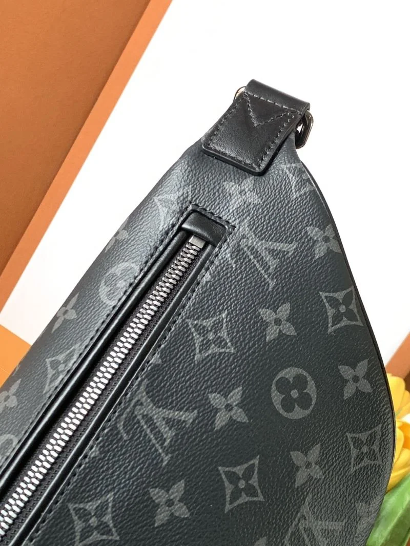 WellDesigned Louis Vuitton Waist Chest Packs 41822