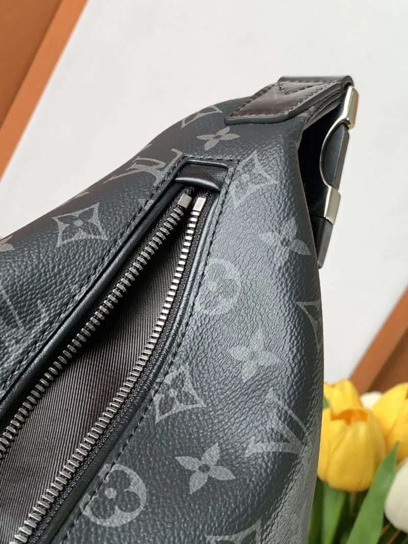 WellDesigned Louis Vuitton Waist Chest Packs 41822