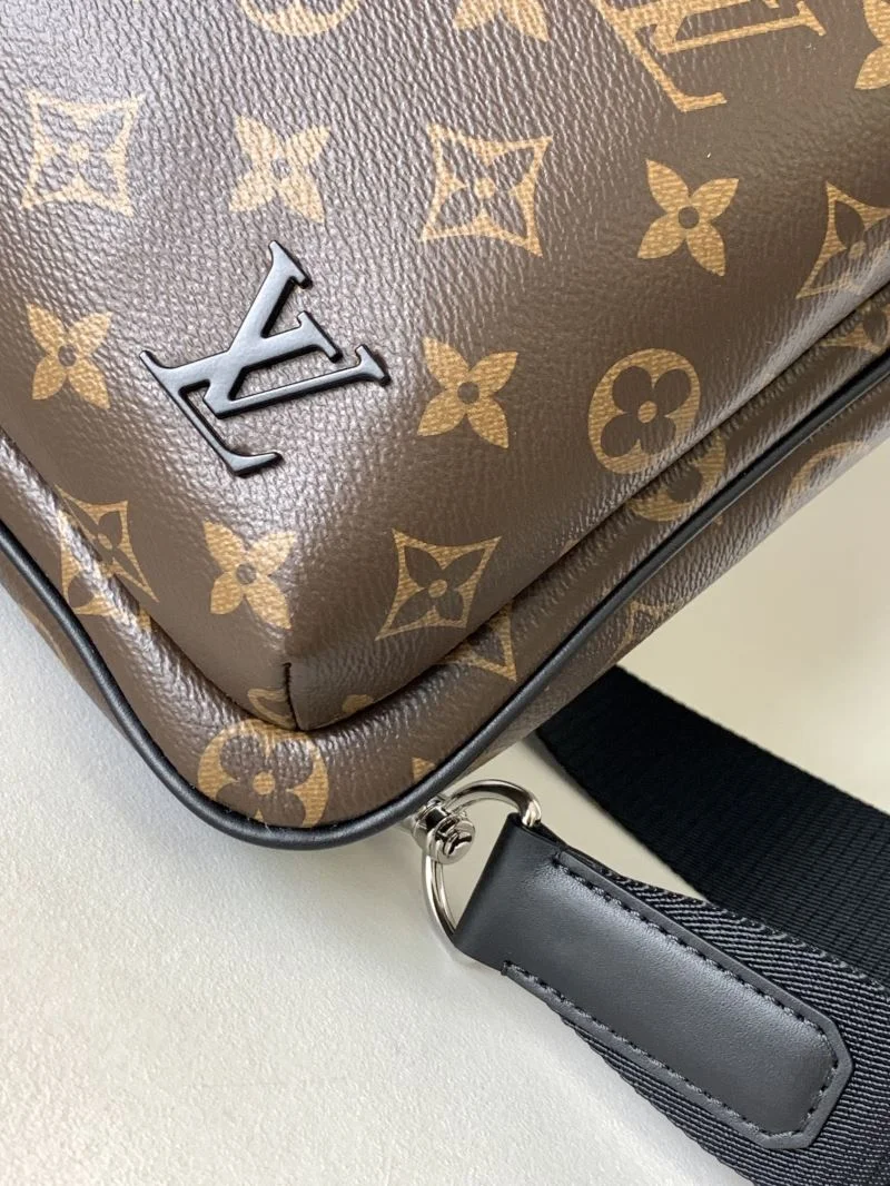 Louis Vuitton Waist Chest Packs Tailored 41817