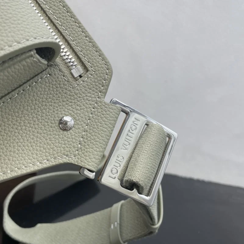 Youthful Louis Vuitton Waist Chest Packs 41780
