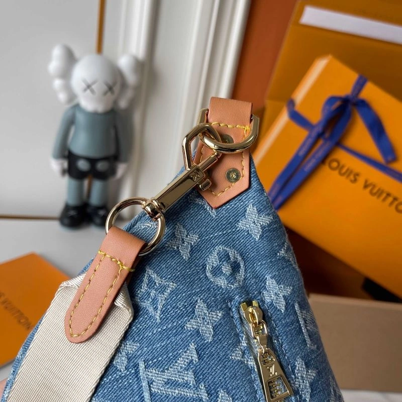 Louis Vuitton Waist Chest Packs MoistureWicking 78987