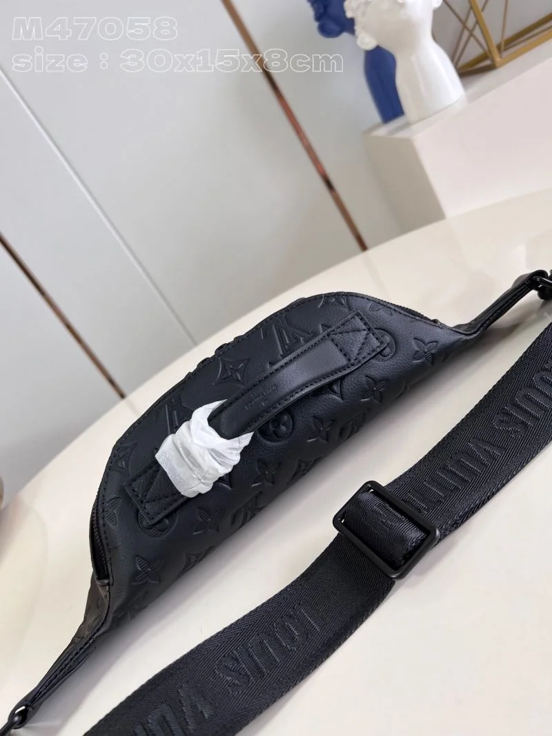 Breathable Louis Vuitton Waist Chest Packs 40965