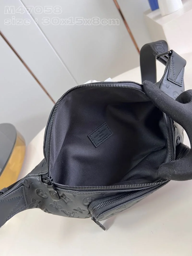 Breathable Louis Vuitton Waist Chest Packs 40965