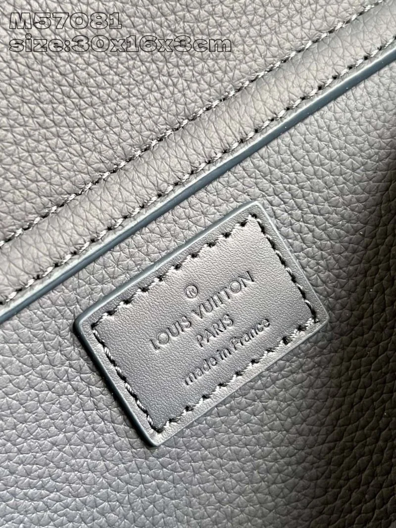 Louis Vuitton Waist Chest Packs SmoothTexture 41004