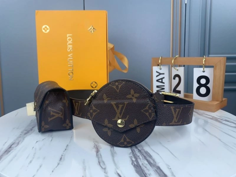 Flexible Louis Vuitton Waist Chest Packs 79027