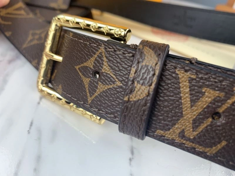 Flexible Louis Vuitton Waist Chest Packs 79027