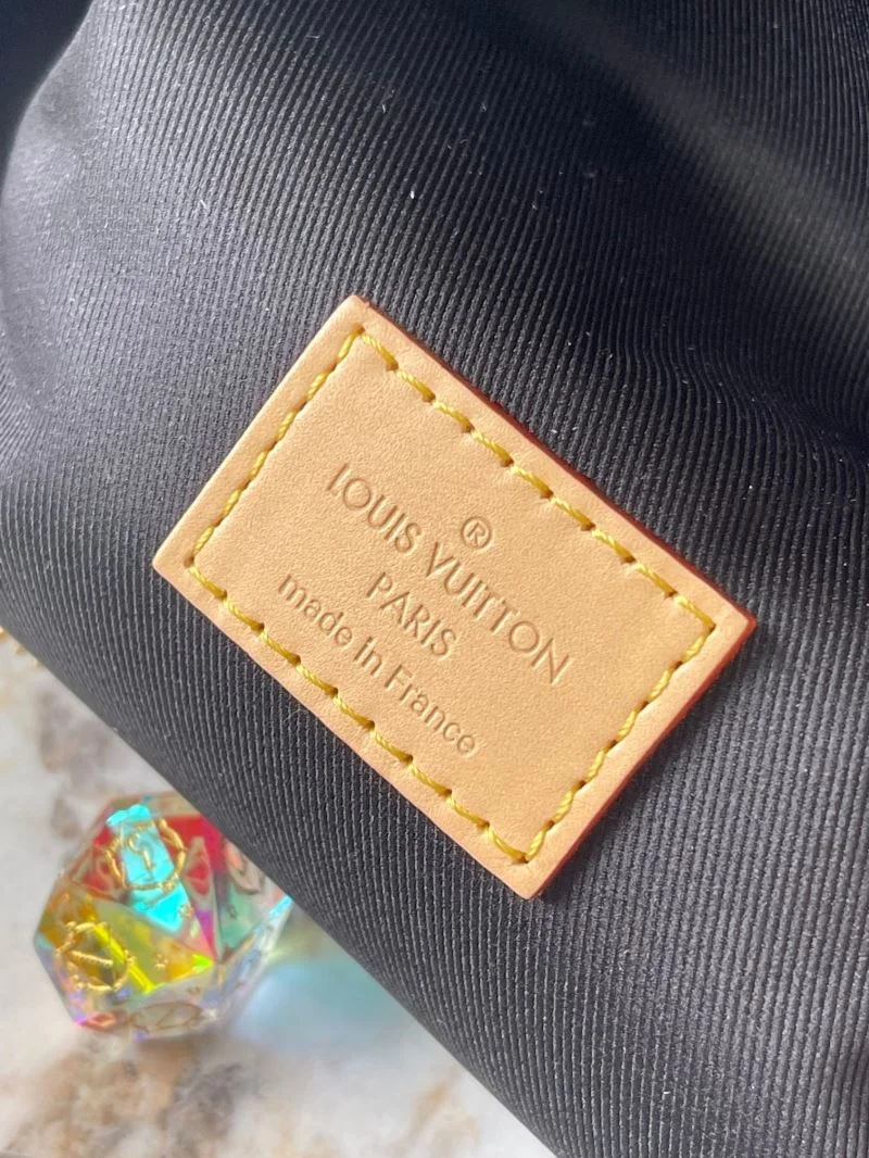 TopPick Louis Vuitton Waist Chest Packs 39306