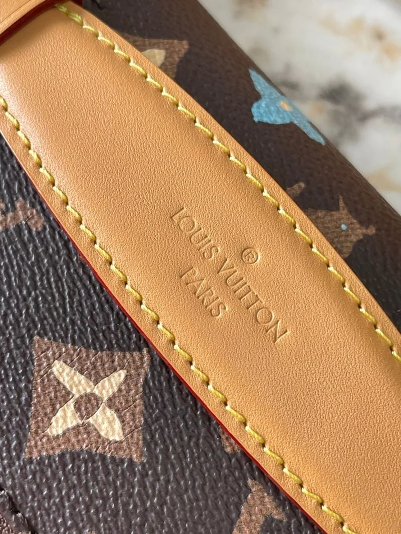Louis Vuitton Waist Chest Packs SportInspired 39309