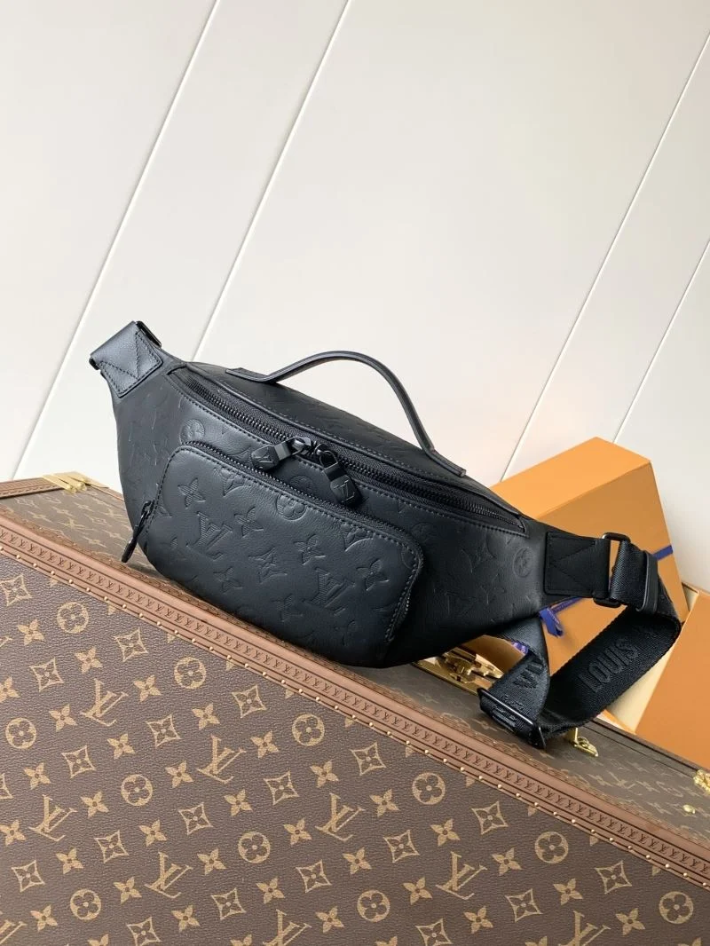 Lightweight Louis Vuitton Waist Chest Packs 39008