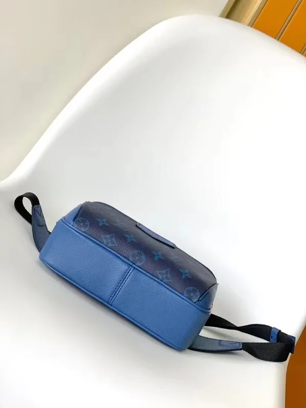 Louis Vuitton Waist Chest Packs Supportive 39010