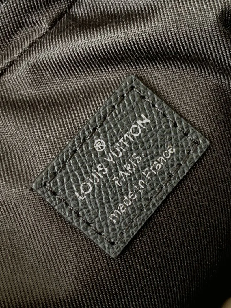 UrbanChic Louis Vuitton Waist Chest Packs 39005