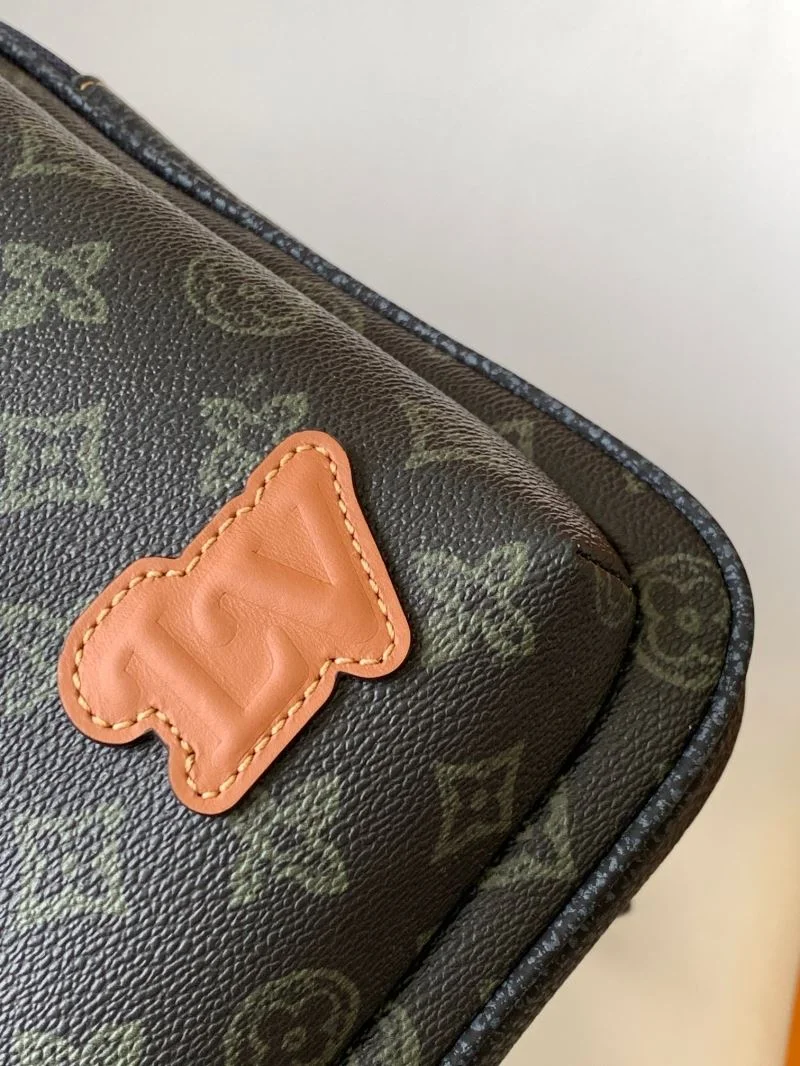 Compact Louis Vuitton Waist Chest Packs 38737