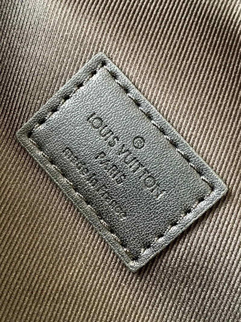 RelaxedFit Louis Vuitton Waist Chest Packs 38707
