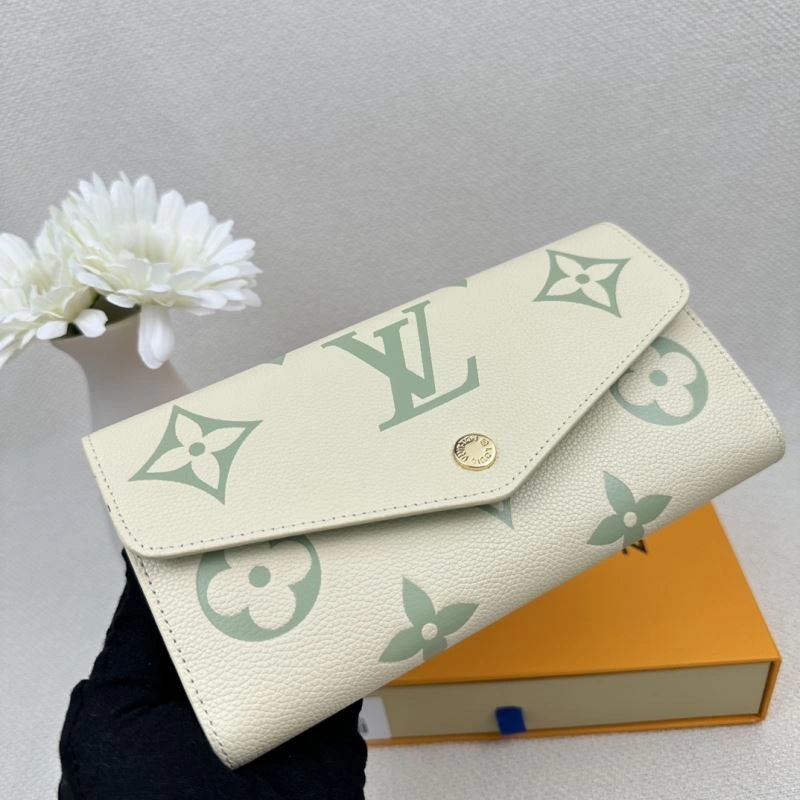 Louis Vuitton Wallets Purse UrbanChic 88068
